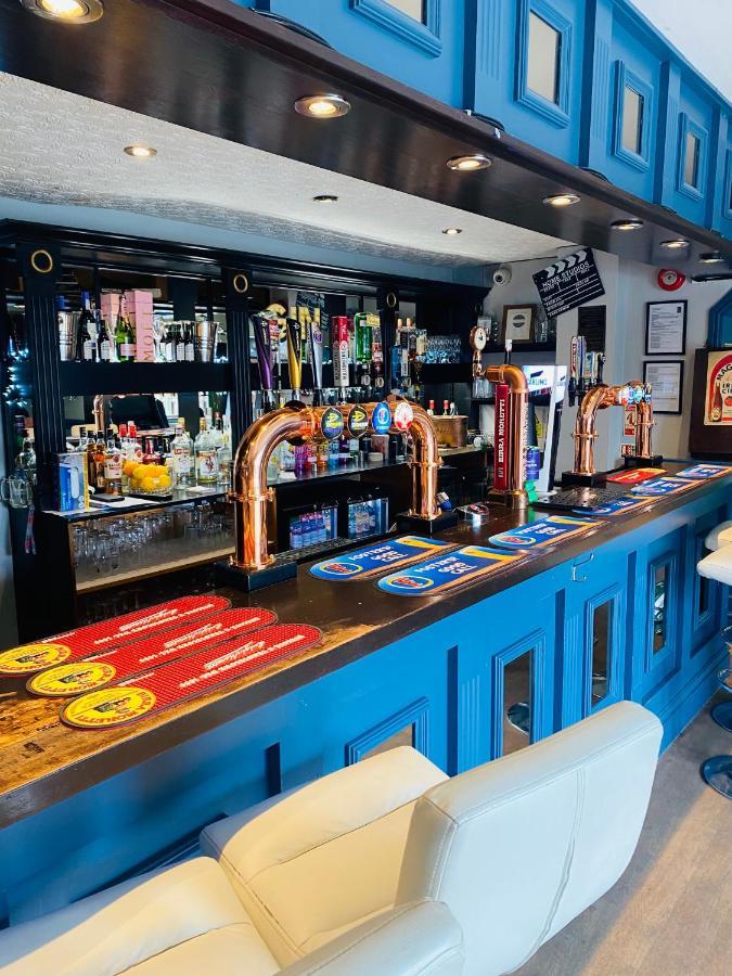The Traxx Hotel Bangor  Exterior photo